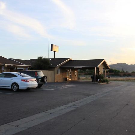 Menifee Inn Exterior foto